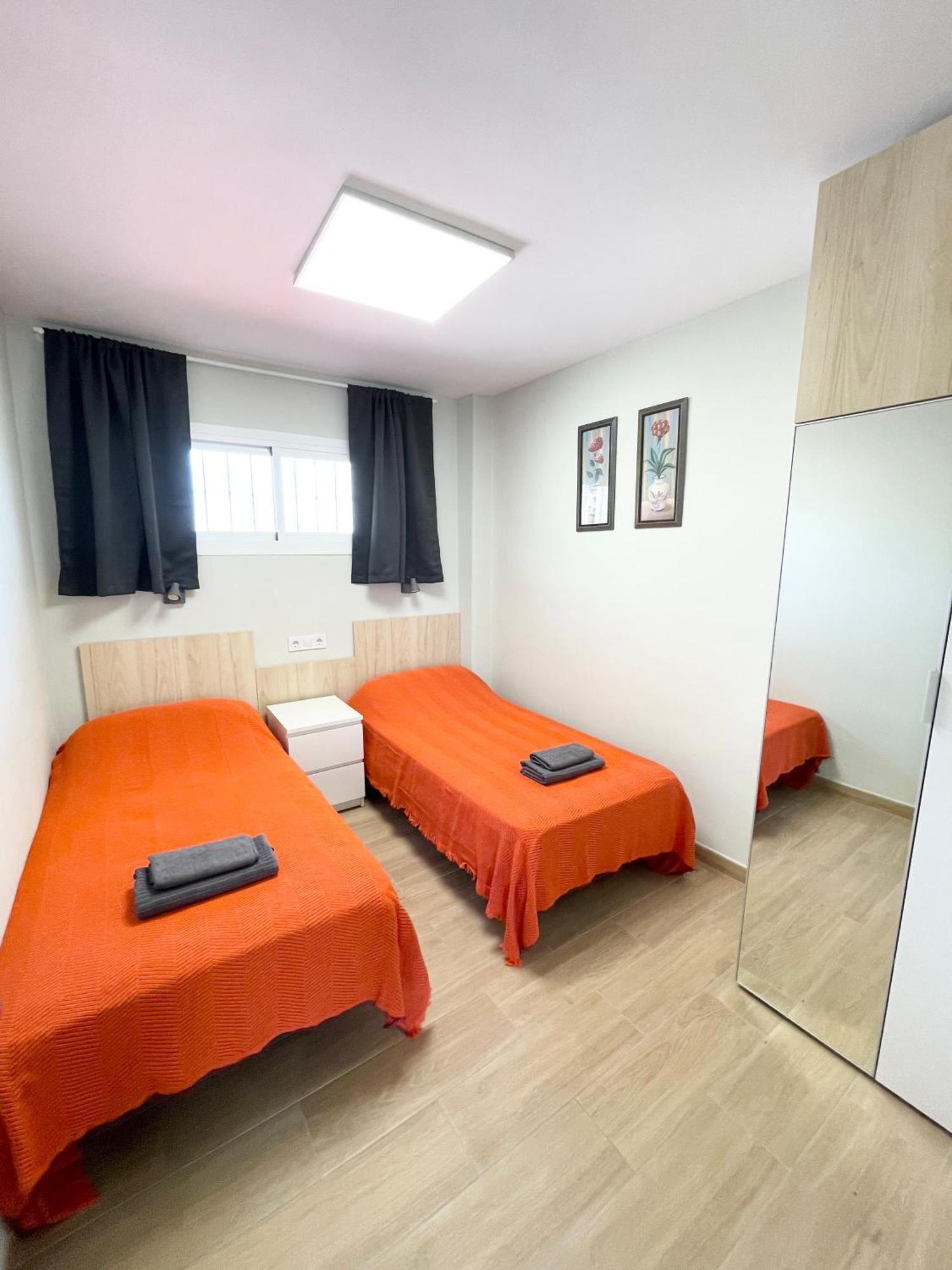 New Square Ibiza Apartman Benidorm Kültér fotó